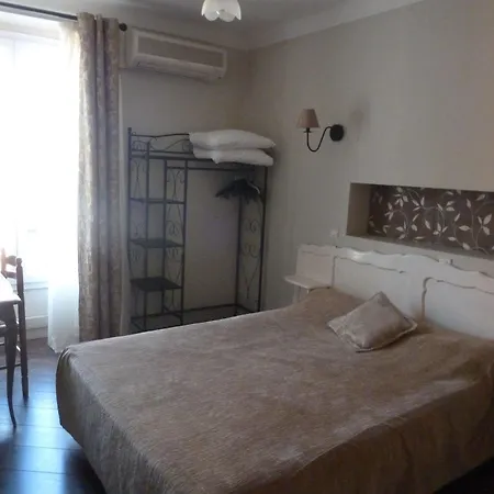 Hotel De Verdun Nizza